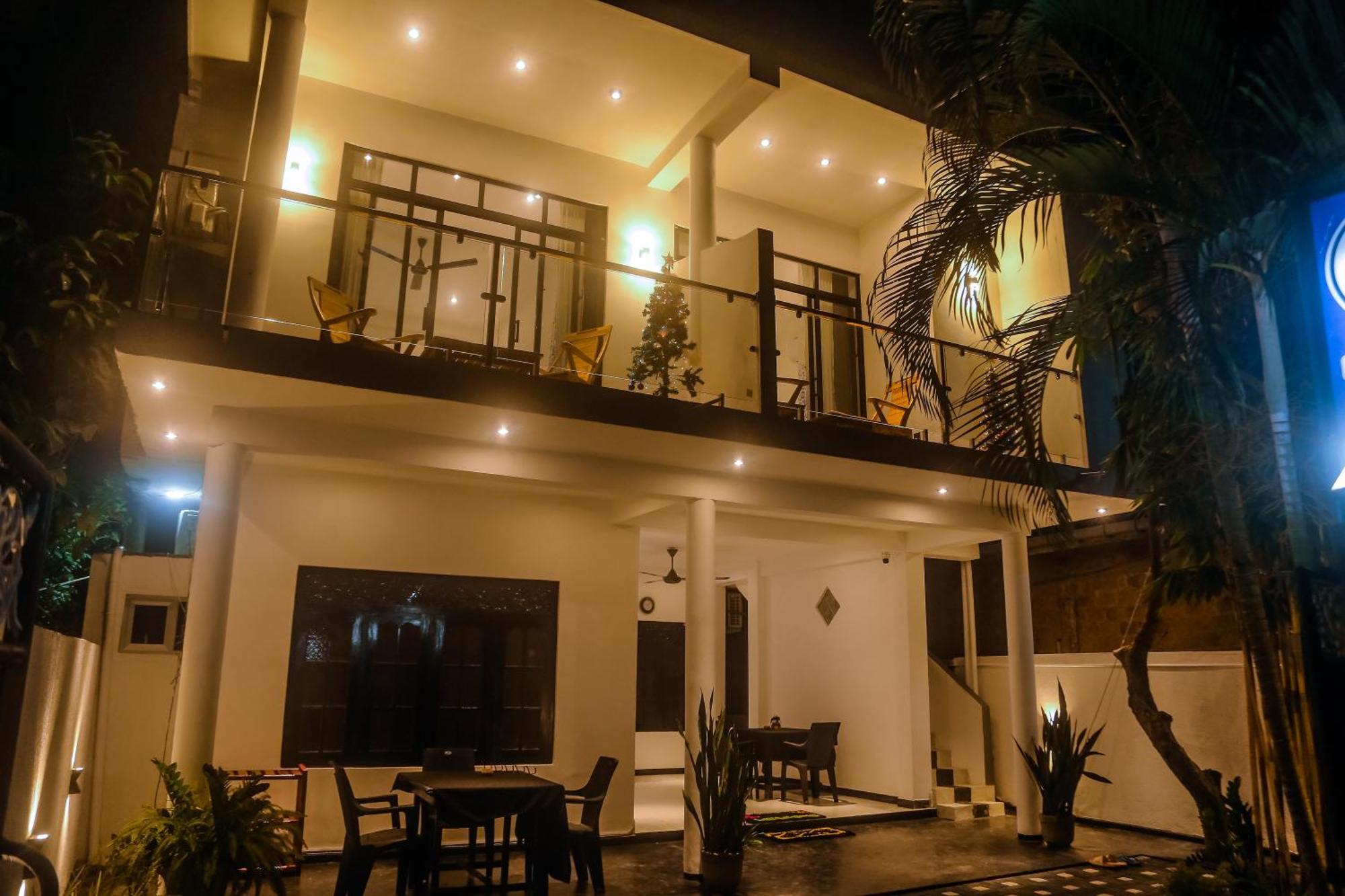 Hotel Mirissa Breeze Esterno foto