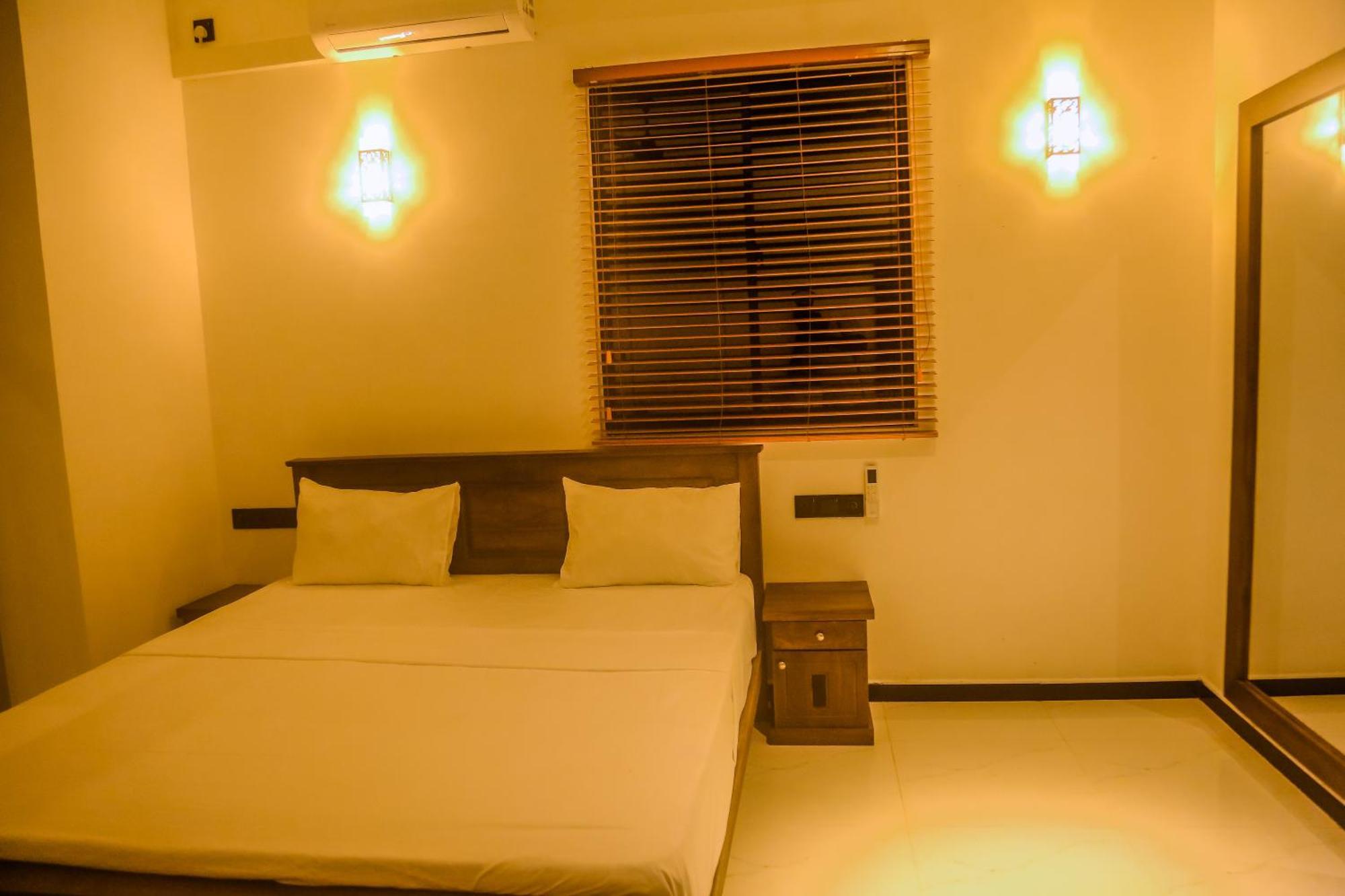 Hotel Mirissa Breeze Esterno foto