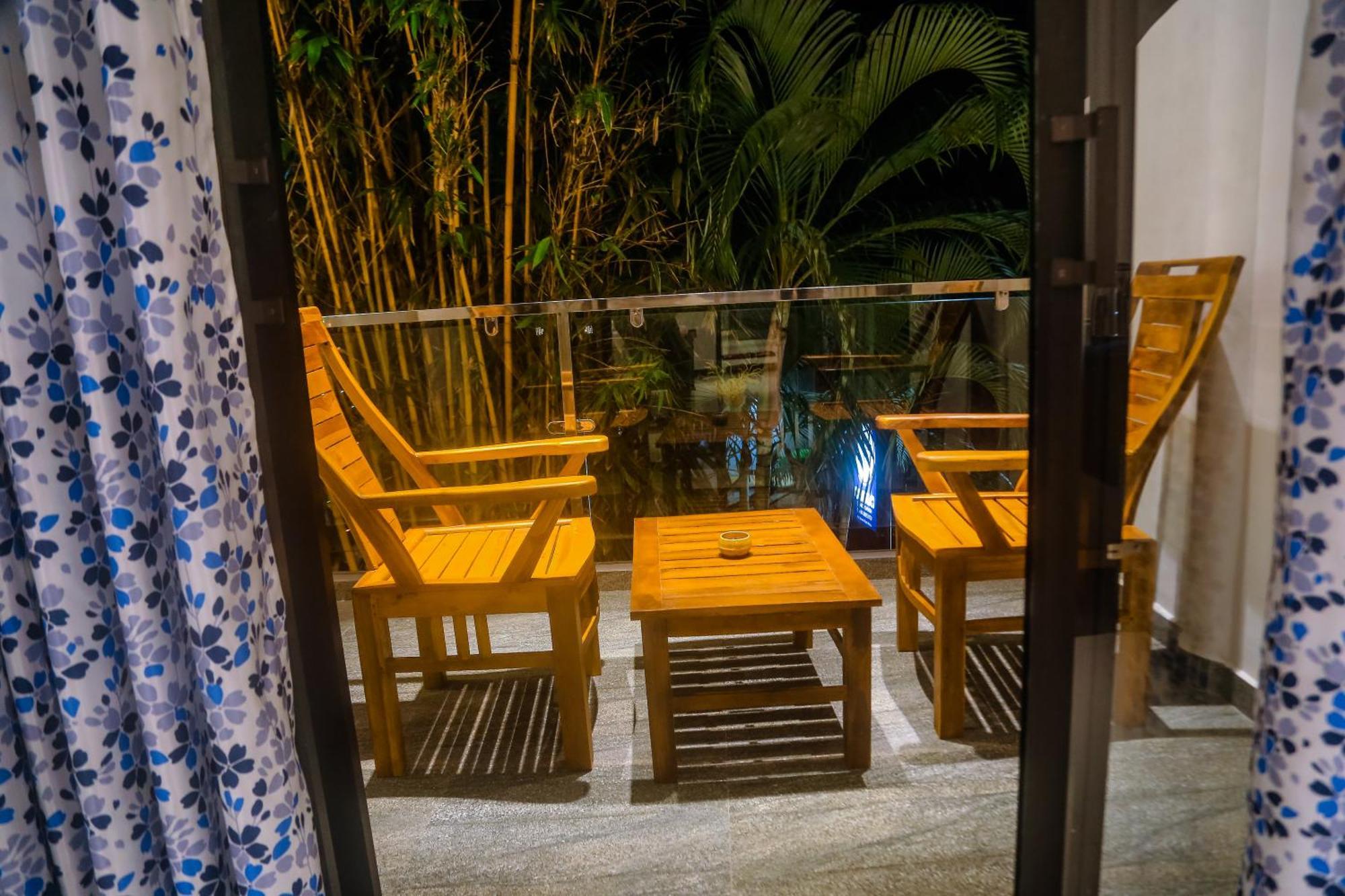Hotel Mirissa Breeze Esterno foto