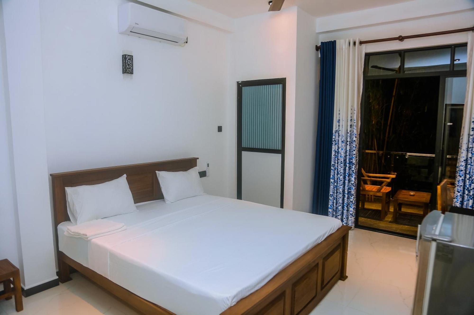 Hotel Mirissa Breeze Esterno foto